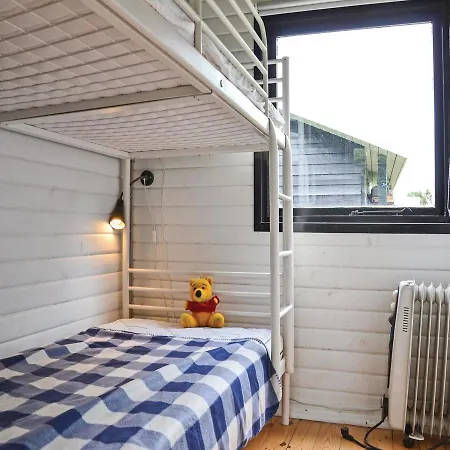 Three-bedroom Holiday In Ferienhaus *